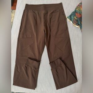 Alo Yoga Men’s Co-Op Jogger Pant - BRAND NEW